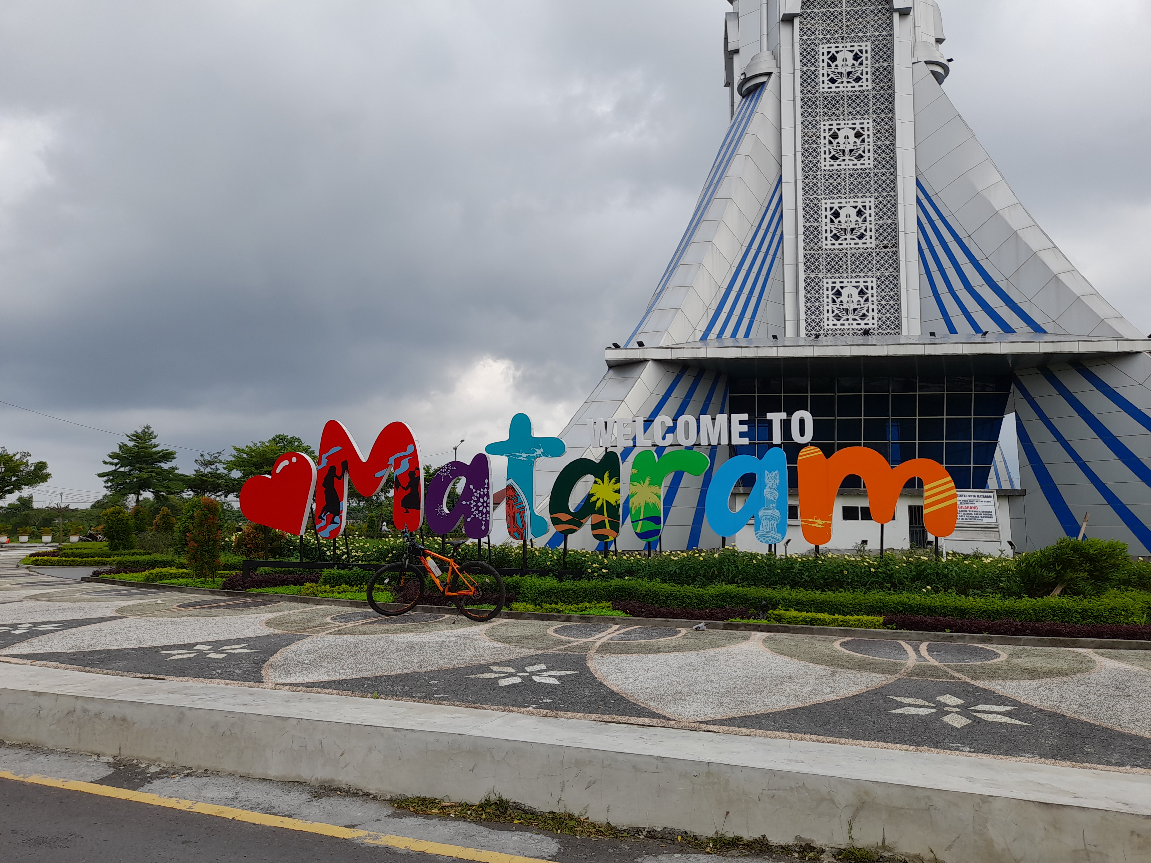 Mataram City Tour