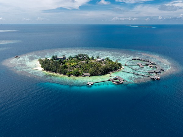 Mega Resort - Private Island around Karimunjawa