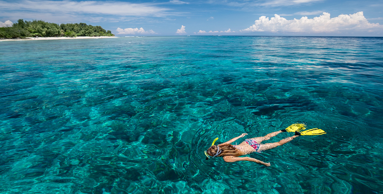 Blue Lagoon Snorkeling at Padang Bay